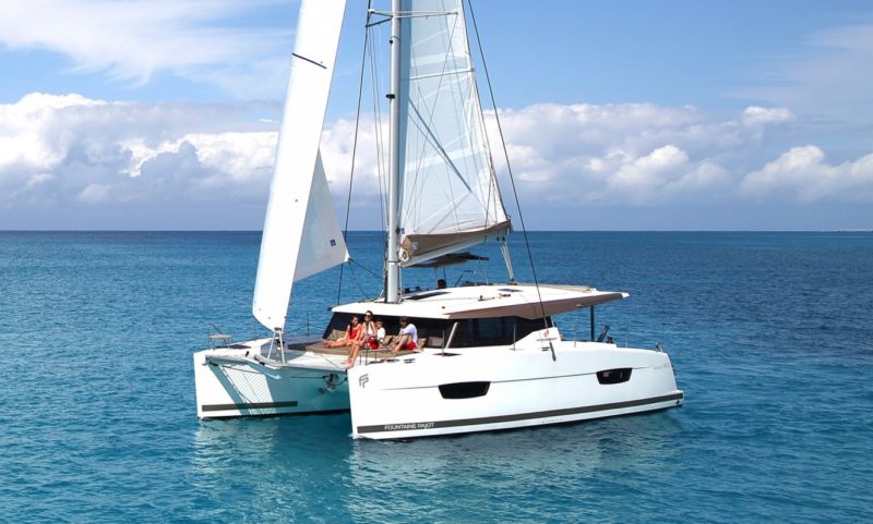 Fountaine pajot Lucia 40